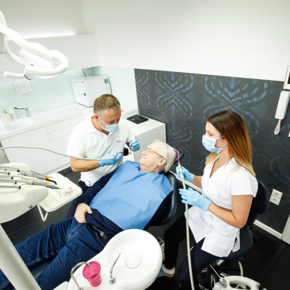 Teeth retention treatments
