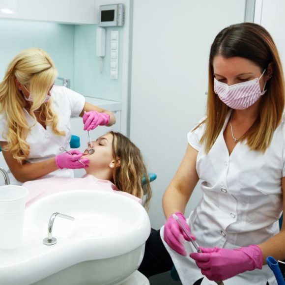 Ínybetegségek kezelése Budapesten az Arandent fogászati rendelőben